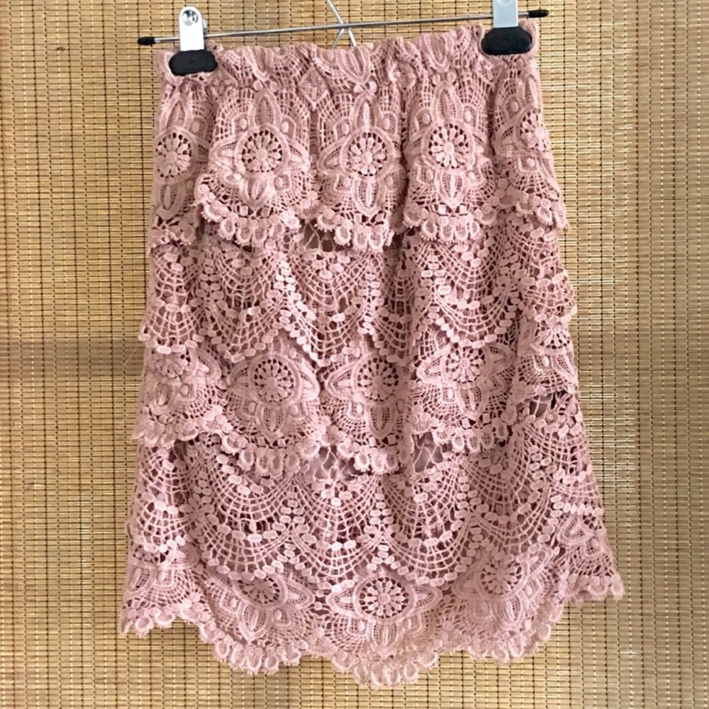 Staring At Stars Tiered Crochet Mini Skirt - Picture 6 of 8